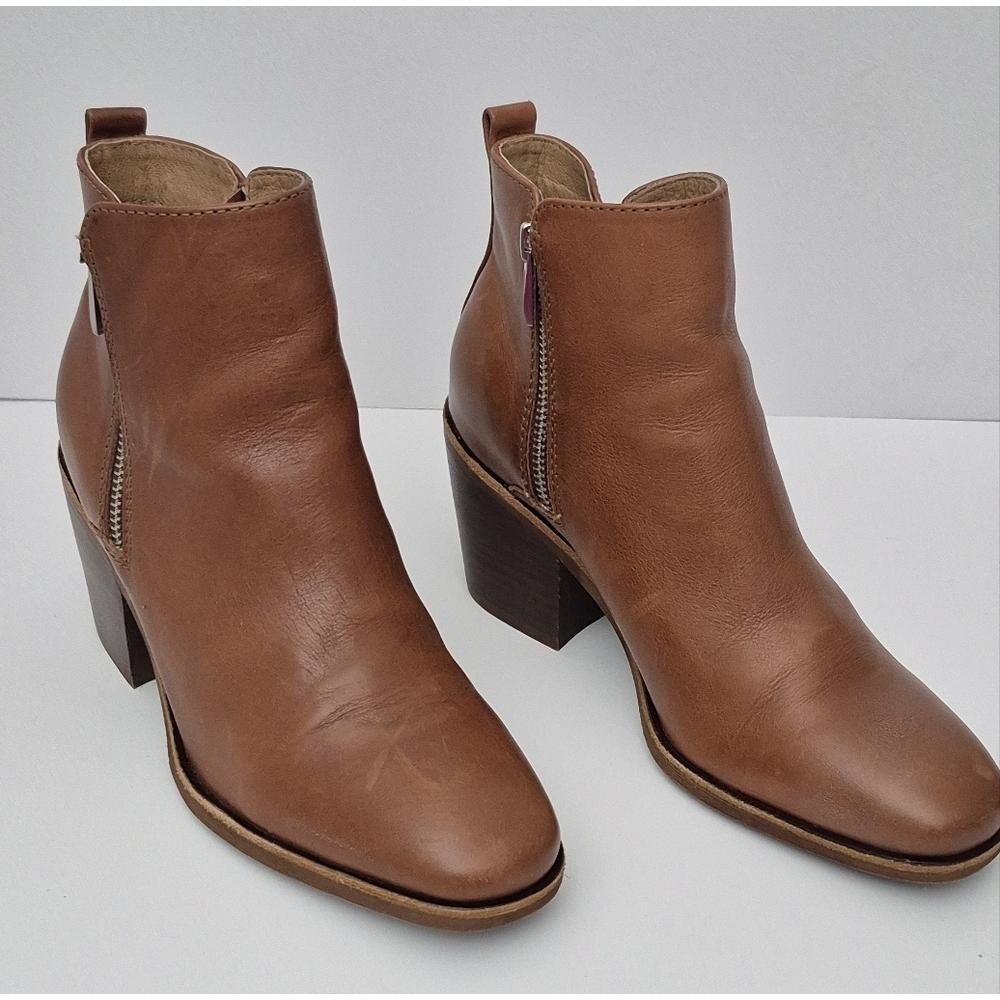 Sofft Womens Canelli Brown BOHO Chic Leather Block Heel Ankle Boots Shoes Siz...